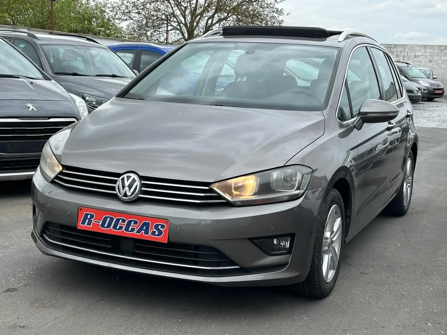 Volkswagen Golf Sportsvan 1.6 TDi Highline PANORAMIQUE NAVIGATION Gris - 1