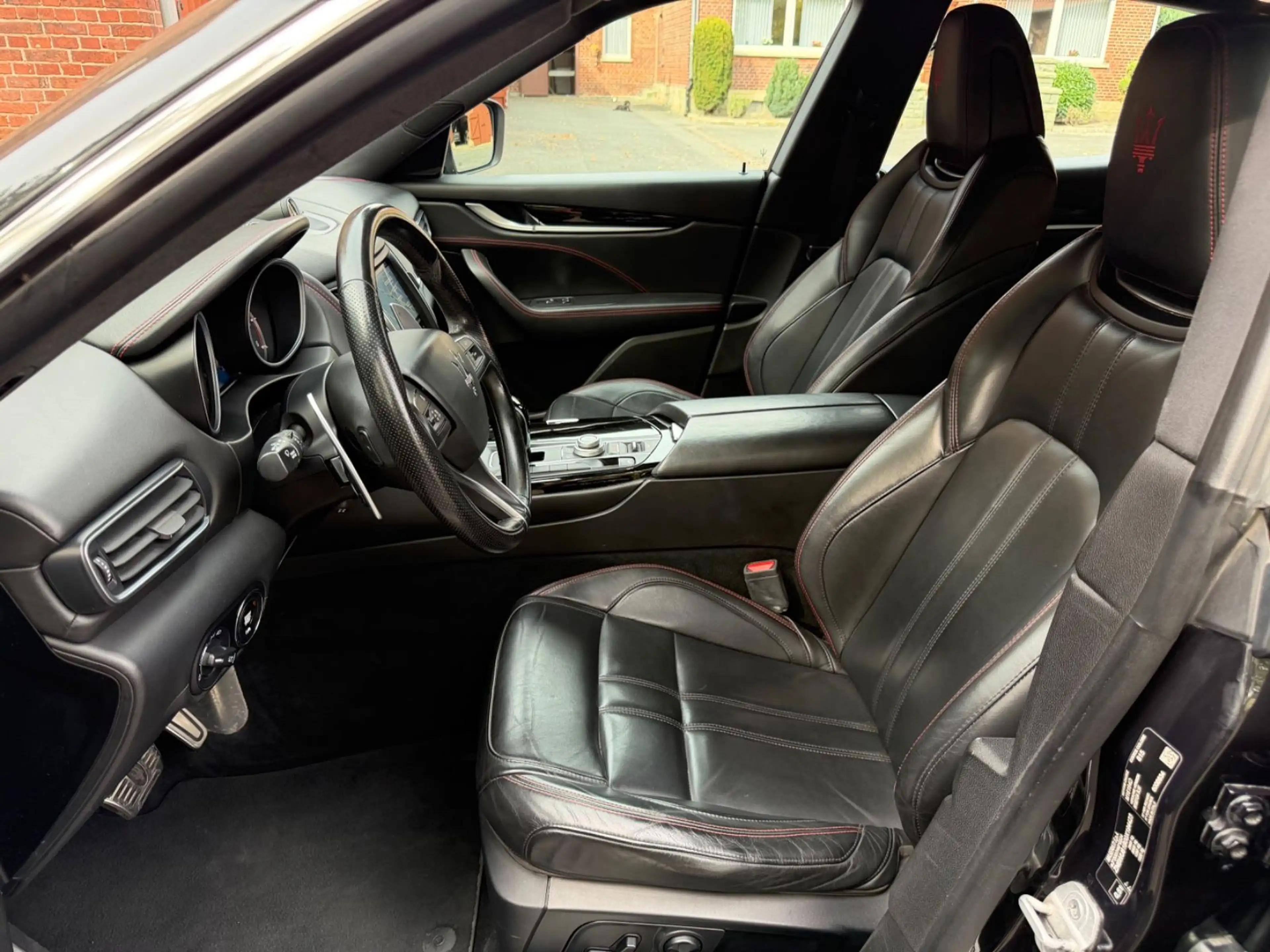 Maserati Levante 3.0 Diesel *Sportpaket* 21 Zoll — photo 6