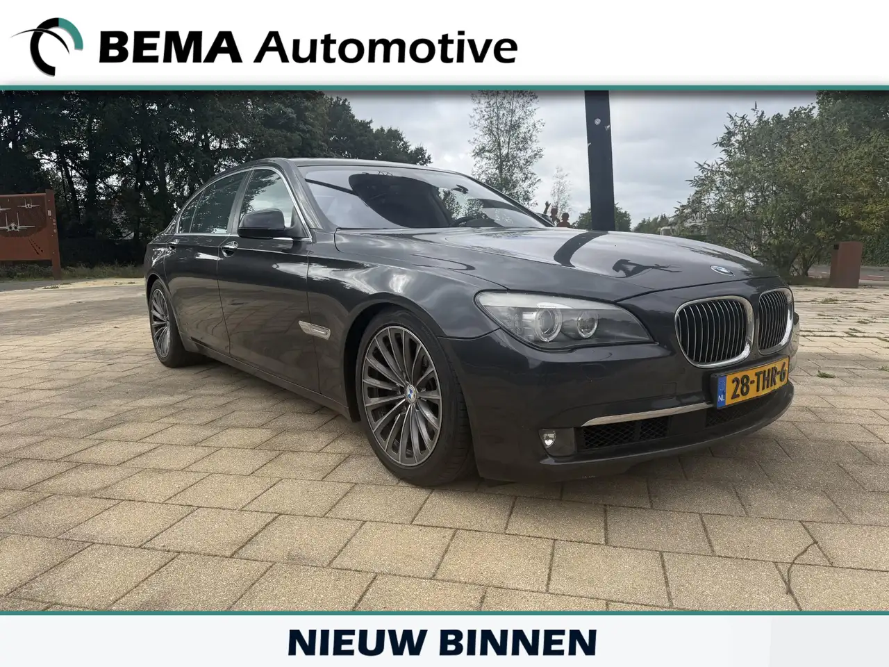 BMW 750
