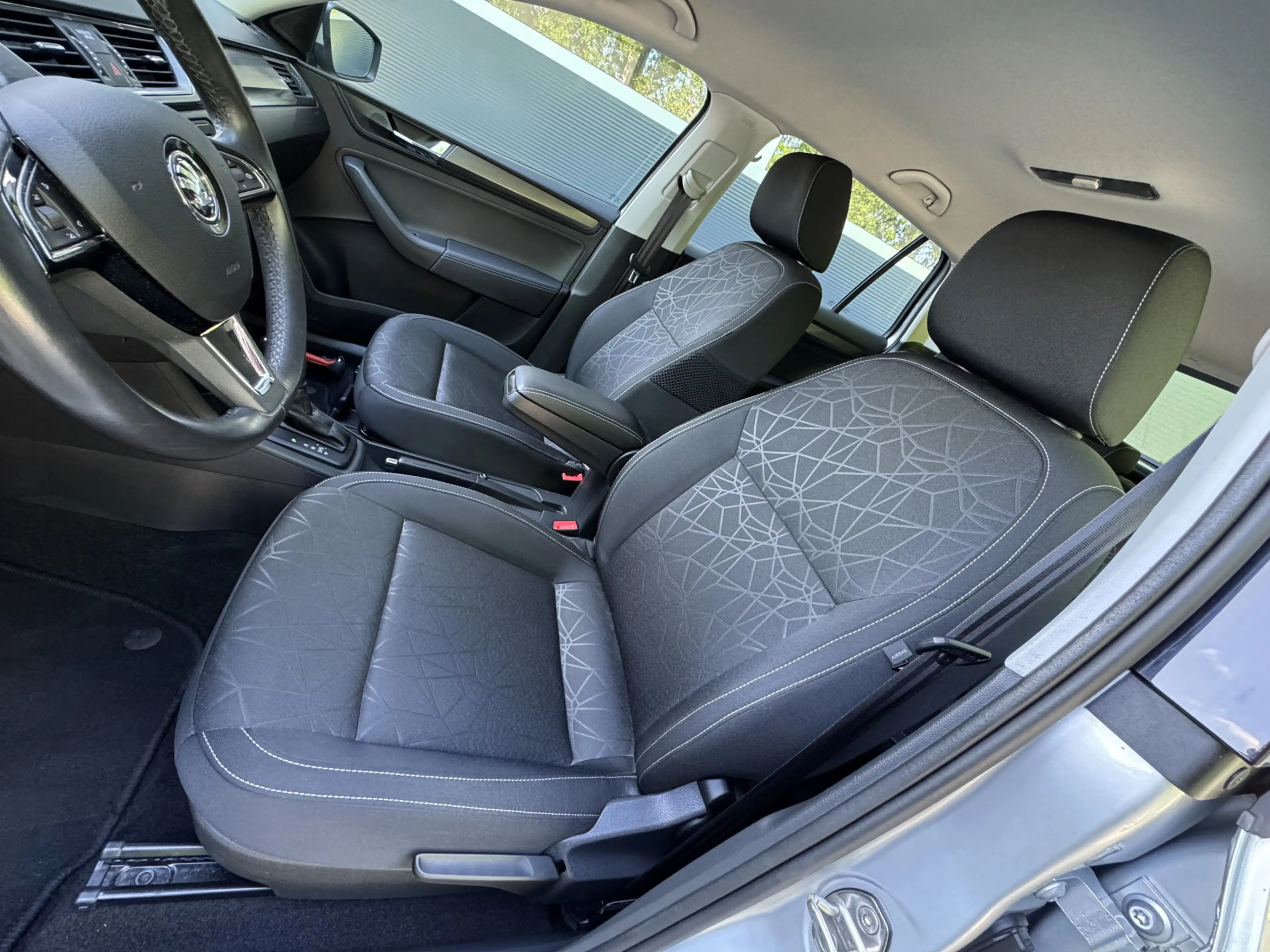 Skoda Rapid/Spaceback 1.0 TSI 95pk DSG Greentech Clever Navigatie Stoelv — photo 12