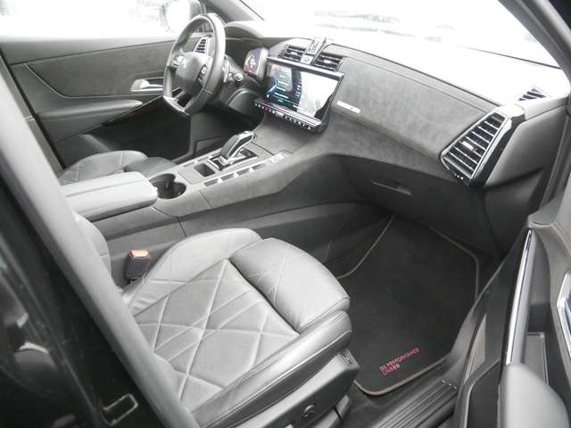 DS Automobiles DS 7 Crossback E-Tense Performance Line+ 4x4
