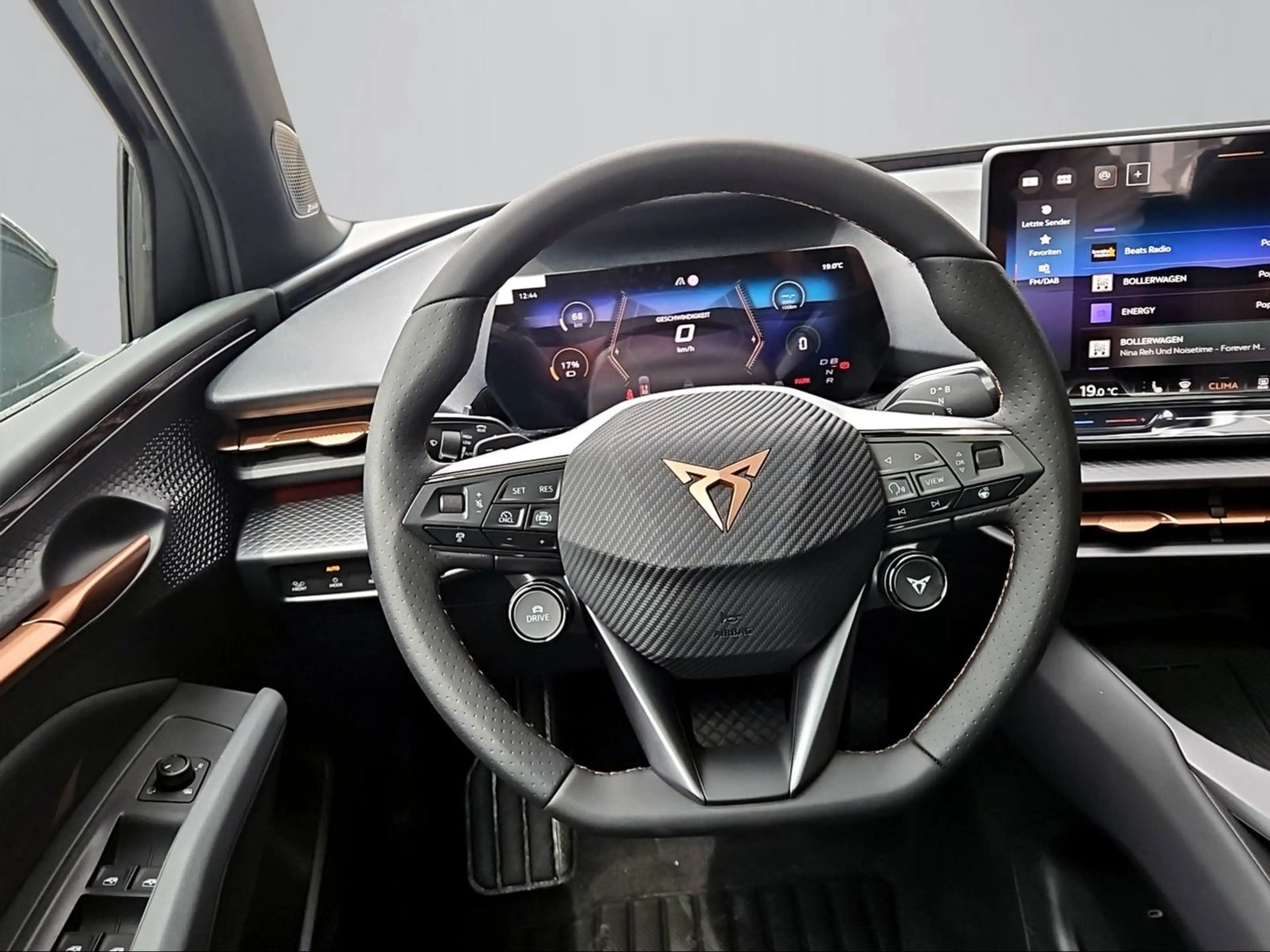 CUPRA Raval ENDURANCE 52/55 155kW/211 PS — photo 10