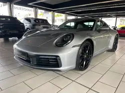 Porsche 992 Carrera Coupé SPORTABGAS BOSE 14WEGE CAM DAB