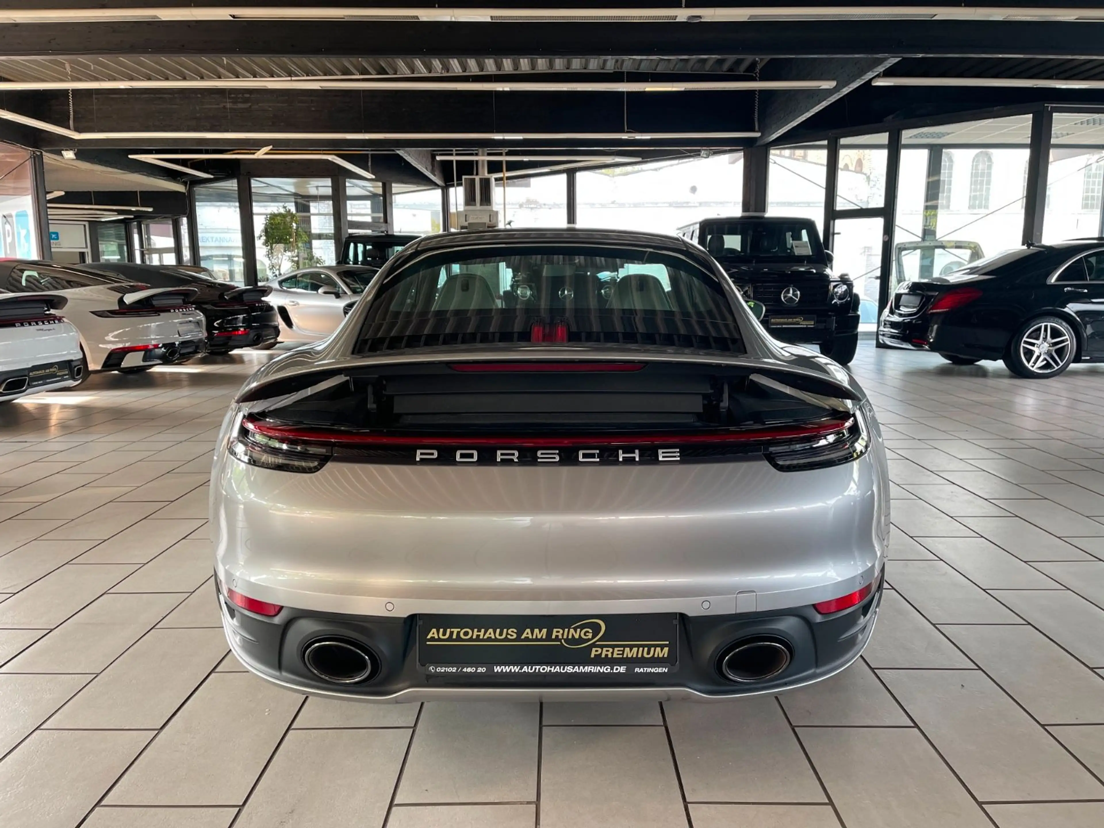 Porsche 992 Carrera Coupé SPORTABGAS BOSE 14WEGE CAM DAB — photo 7