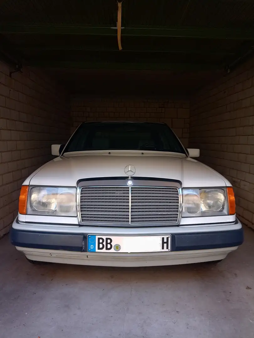 Mercedes-Benz E 300 Diesel Bianco - 2