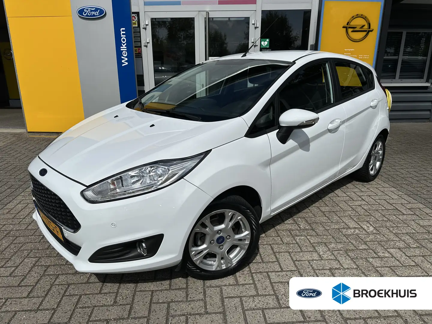 Ford Fiesta 1.0 Style Ultimate | NAVIGATIE| PARKEERSENSOREN V+ Wit - 1