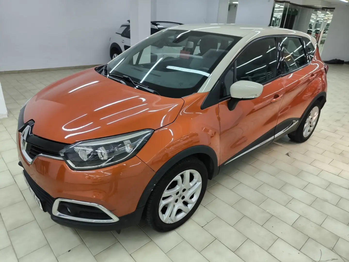 Renault Captur TCe Energy Intens 120 EDC Burdeos - 2