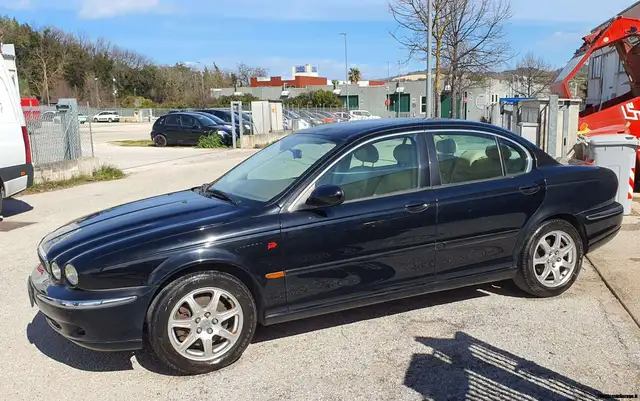 Jaguar X-Type X-Type 2.0 V6 Executive