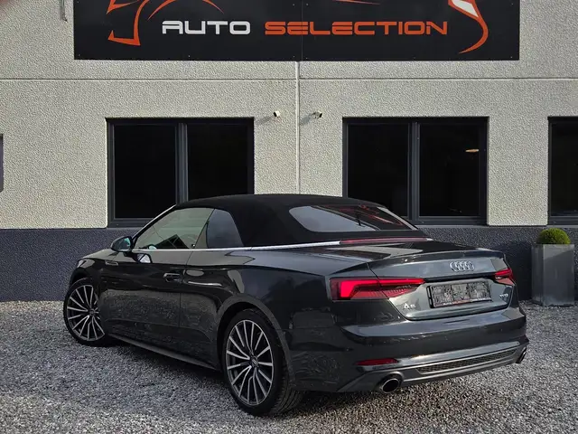 Audi A5 Cabriolet view 8