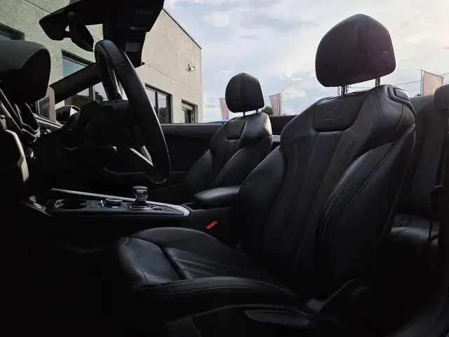 Audi A5 Cabriolet view 12