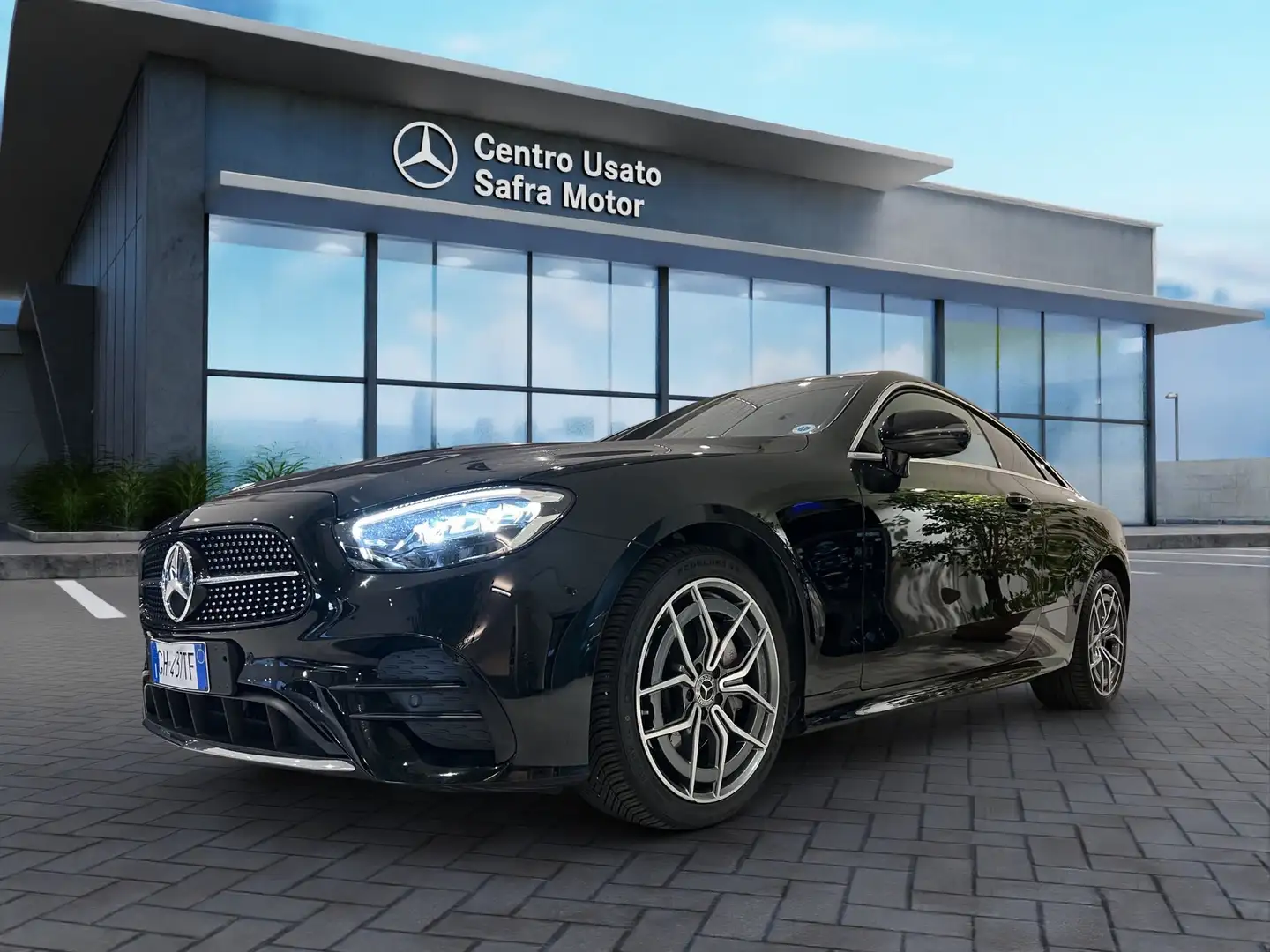 Mercedes-Benz 300 E 300 d Auto 4Matic Mild hybrid Premium crna - 1