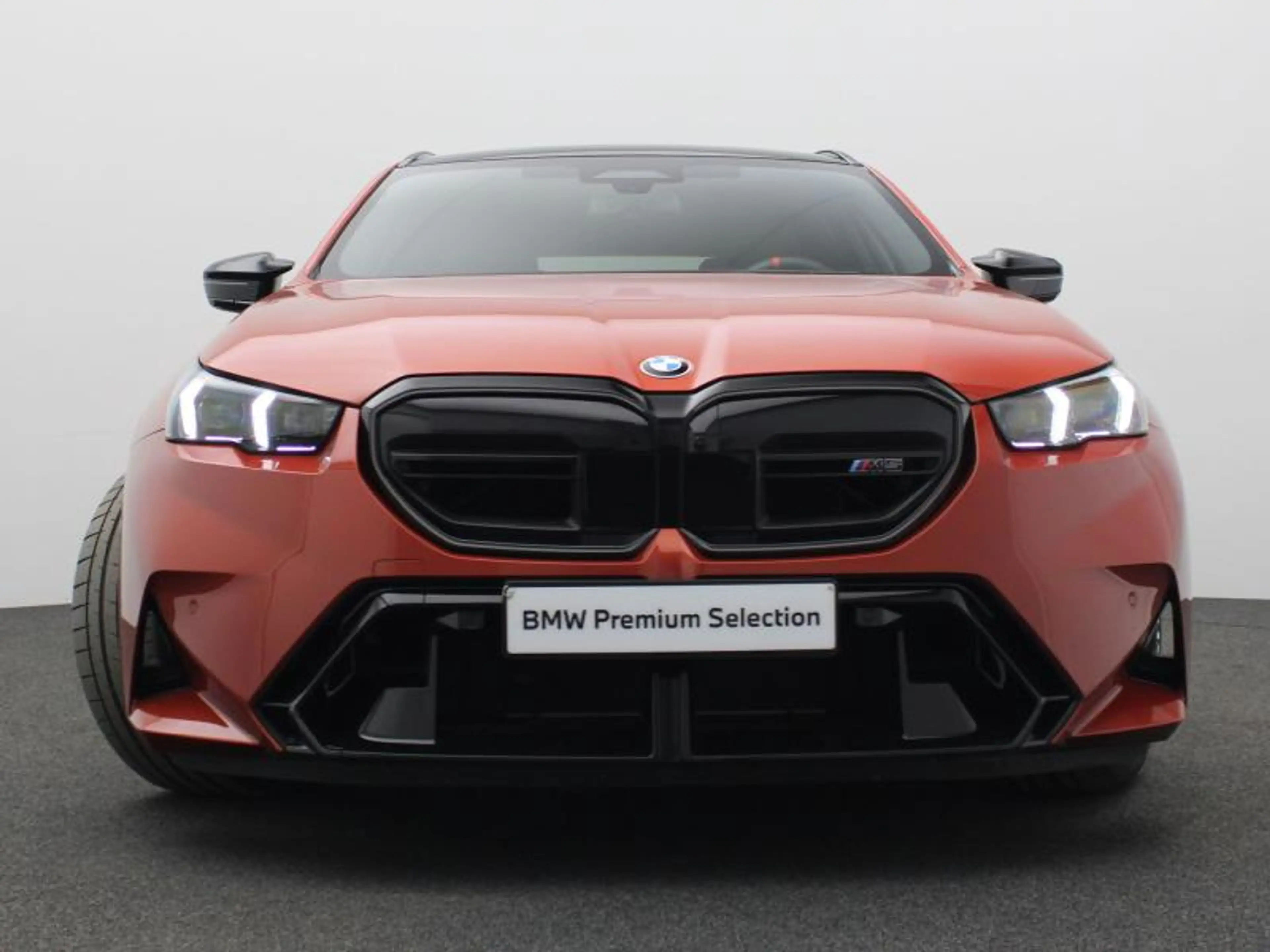 BMW M5 SAKHIR ORANGE - SPECIAL REQUEST — photo 2