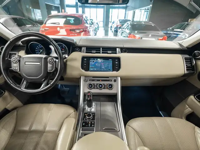 Land Rover Range Rover Sport view 10
