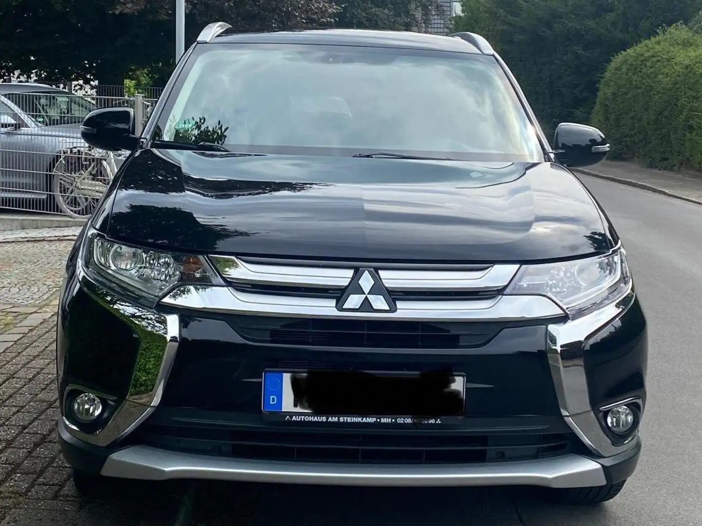 Mitsubishi Outlander 2.0 2WD CVT Edition Fekete - 1