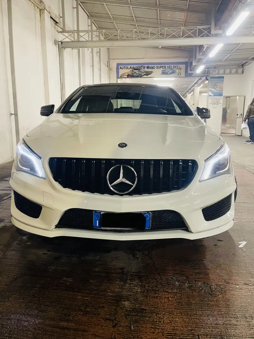 Mercedes-Benz CLA 180 d Premium Dark Night auto - 2