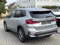BMW X1 20dxA +NAVI+SPORTSITZ+LED+SHZ+LHZ+CAM+FLA+ Silber - thumbnail 7