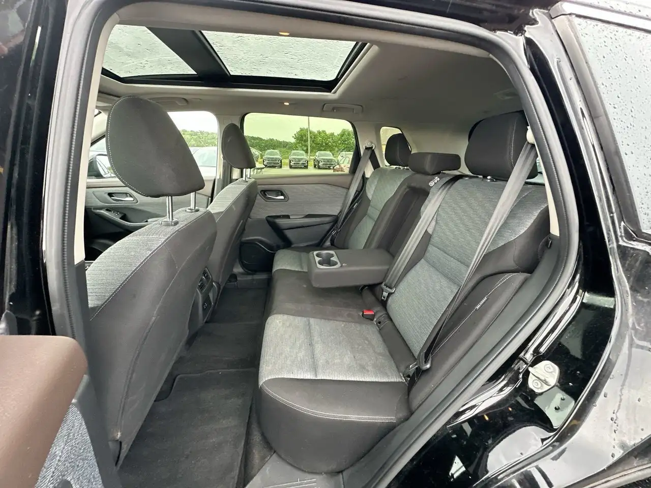 Nissan Rogue снимка Nissan Rogue