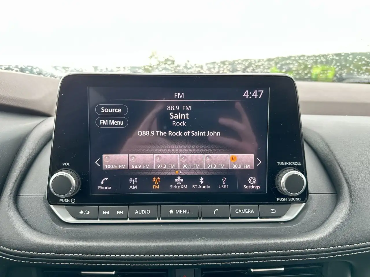 Nissan Rogue снимка Nissan Rogue