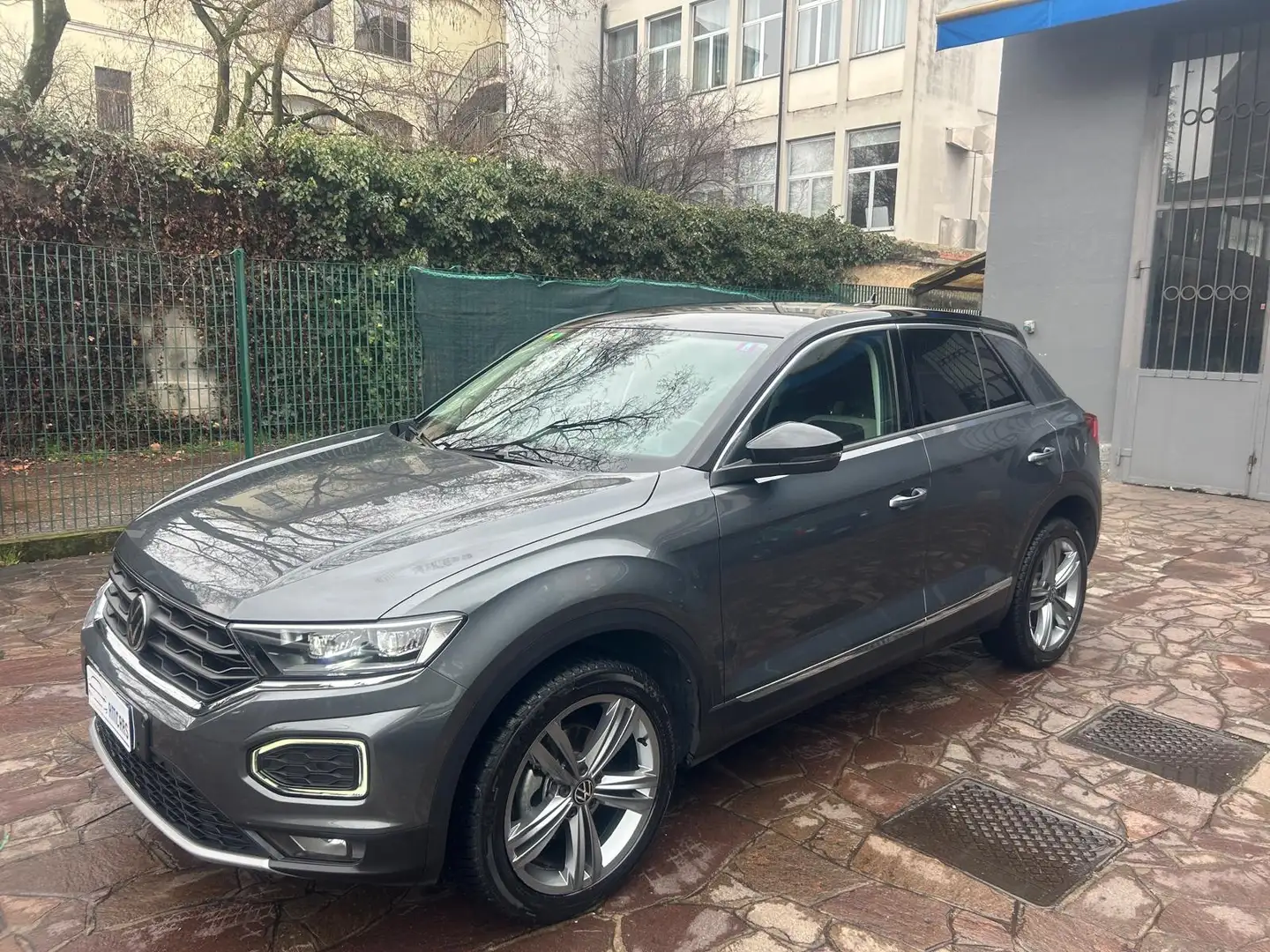 Volkswagen T-Roc T-Roc 1.5 tsi Sport dsg Grigio - 1