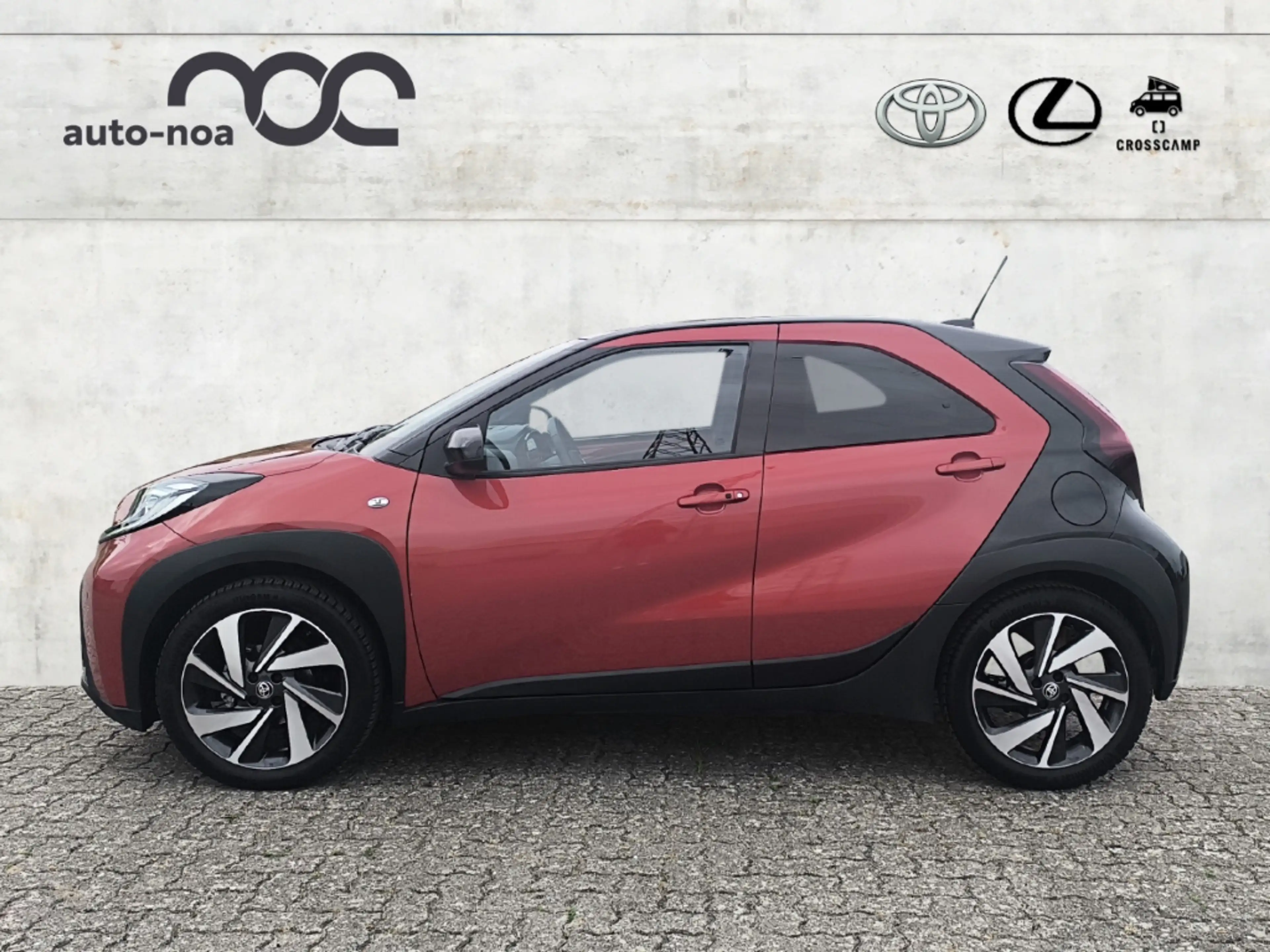 Toyota Aygo X Explore Soundsystem JBL LED Apple CarPlay Android — photo 3