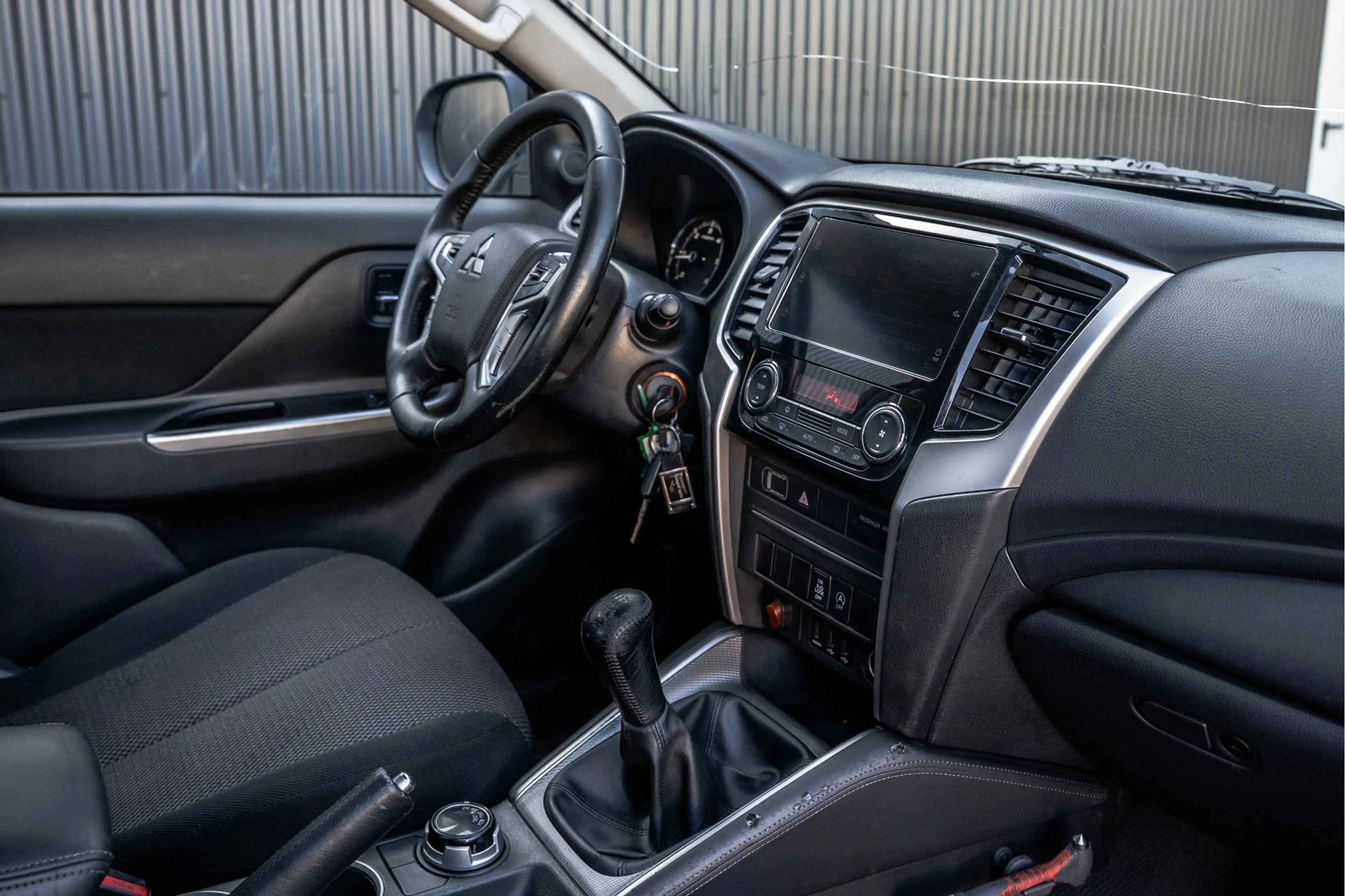 Mitsubishi L200 4X4 | Camera | Cruise | 1e Eigenaar | Airco | Trek — photo 2