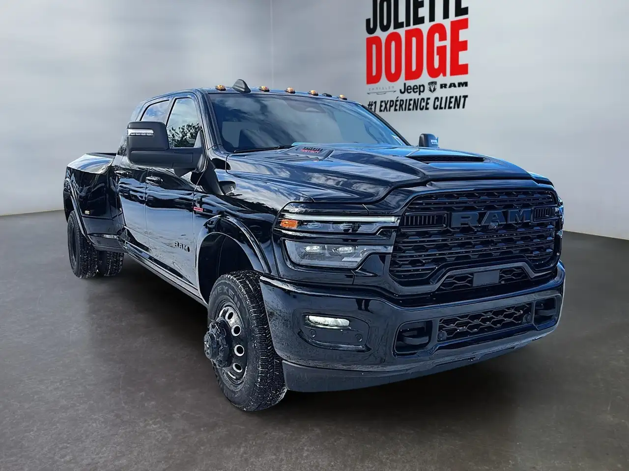 RAM 3500 снимка RAM 3500