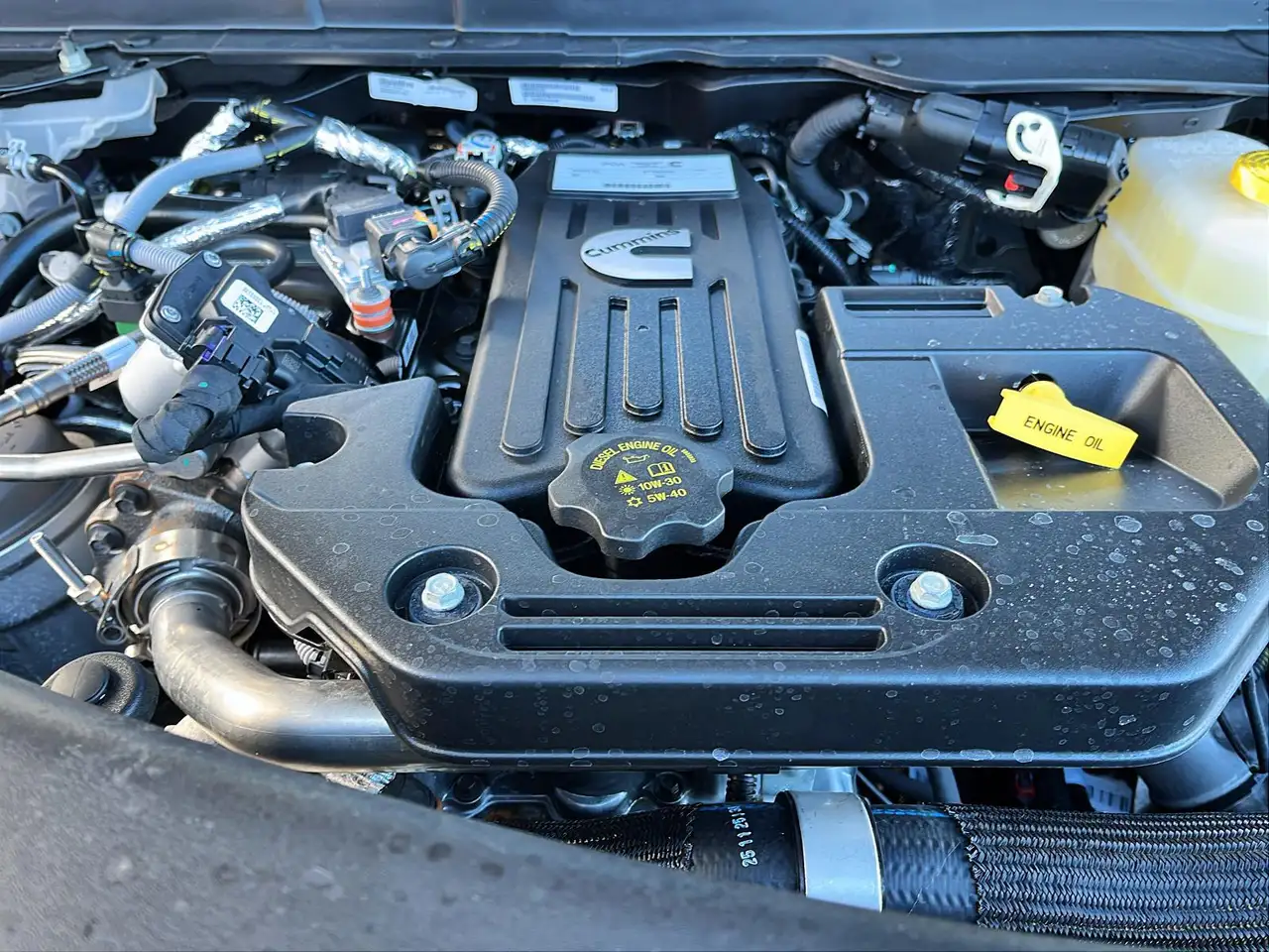 RAM 3500 снимка RAM 3500