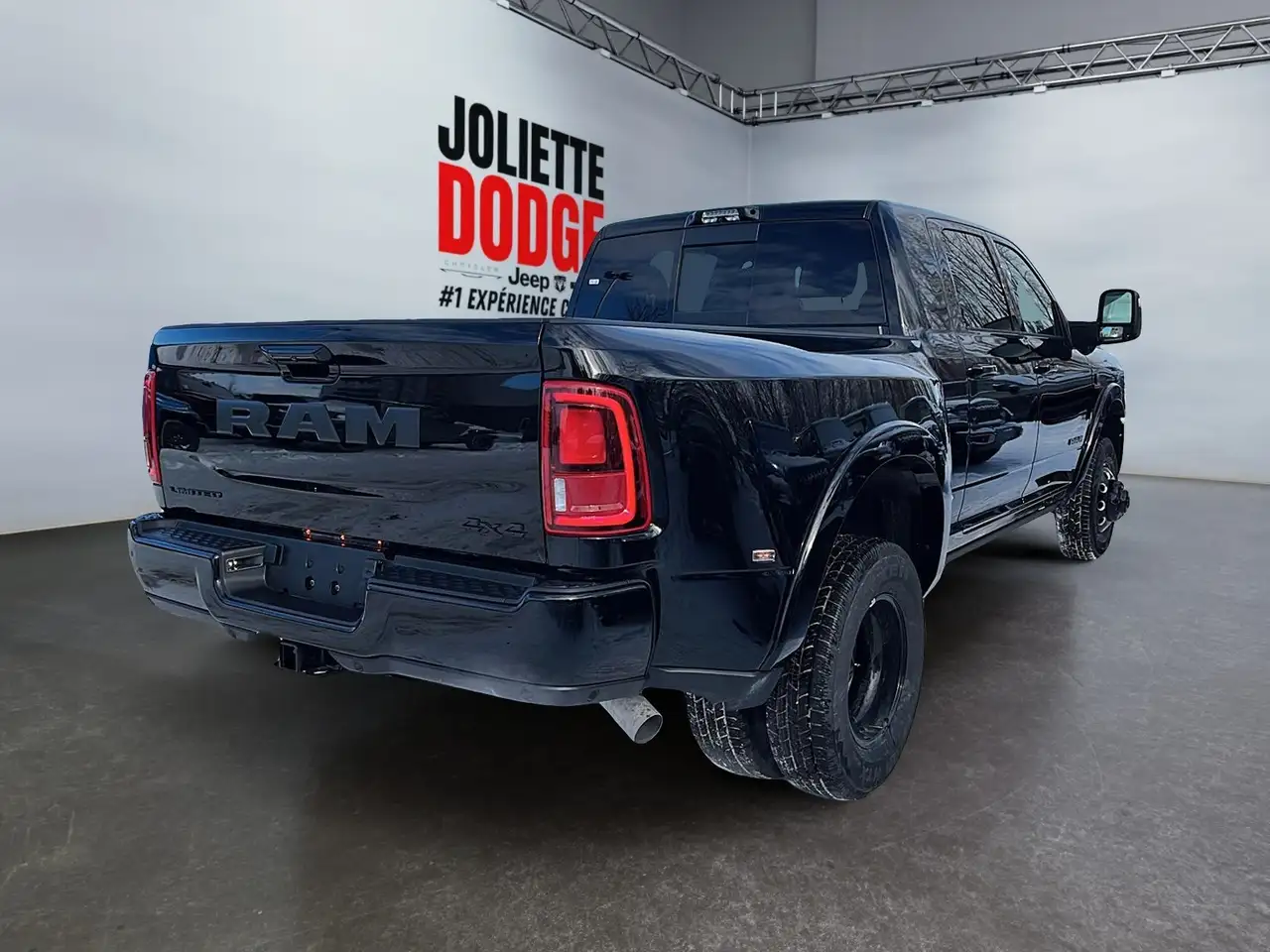 RAM 3500 снимка RAM 3500