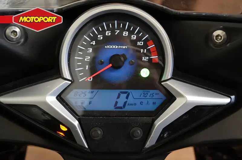 Honda CBR 250 - foto 5