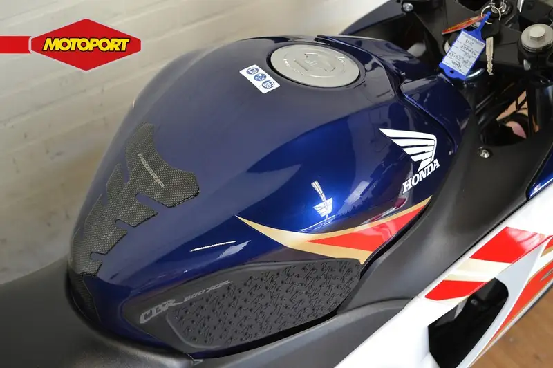 Honda CBR 250 - foto 4