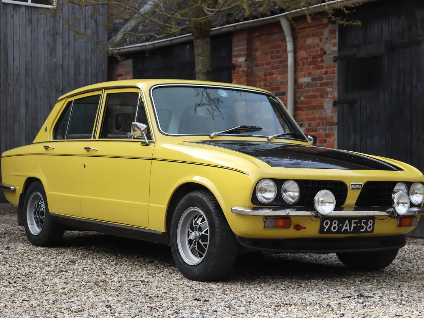 Triumph Dolomite 1850HL overdrive - Rally Geel - 1