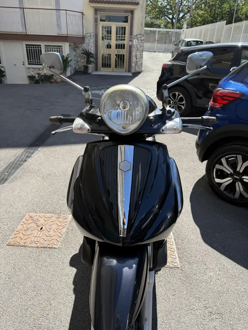 Piaggio Beverly 400 tourer - 1