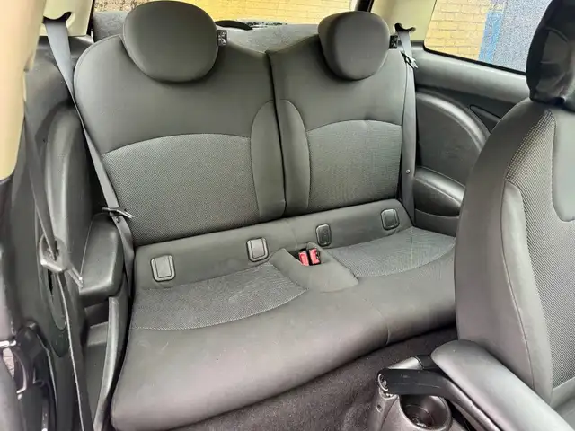 MINI Hatch view 11
