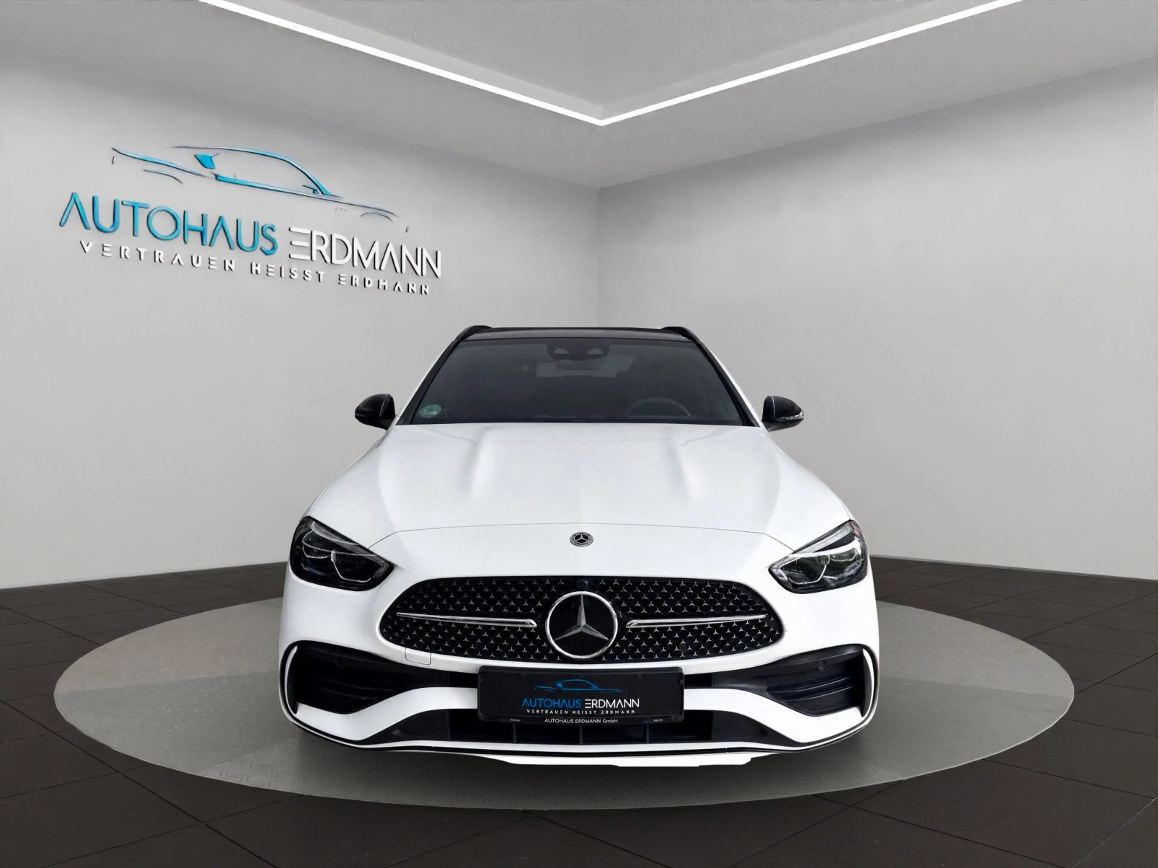 Mercedes-Benz C 300 de T*AMG*Night*Pano*Navi*LED*R-Kam*Distro* — photo 6