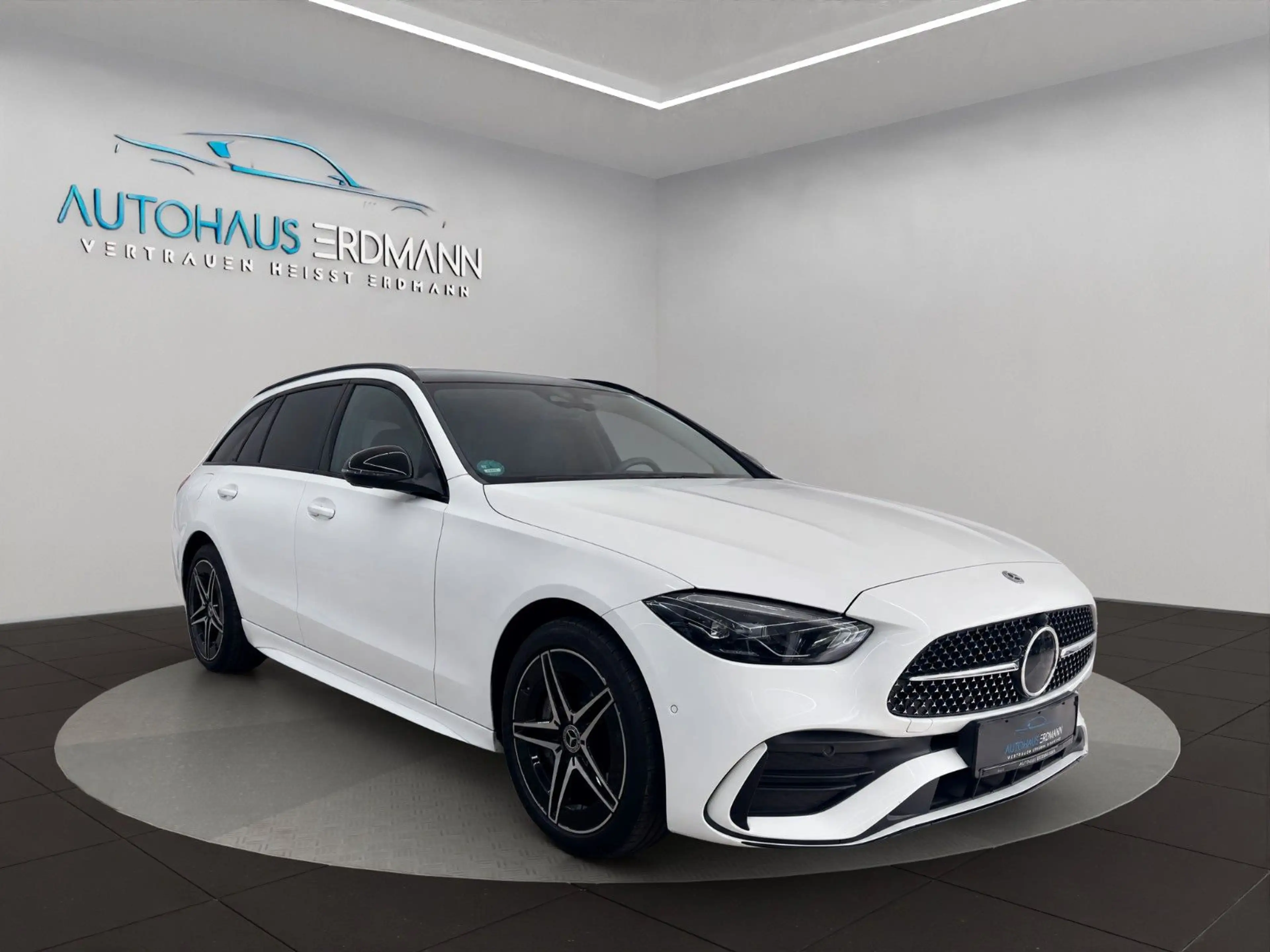 Mercedes-Benz C 300 de T*AMG*Night*Pano*Navi*LED*R-Kam*Distro* — photo 3