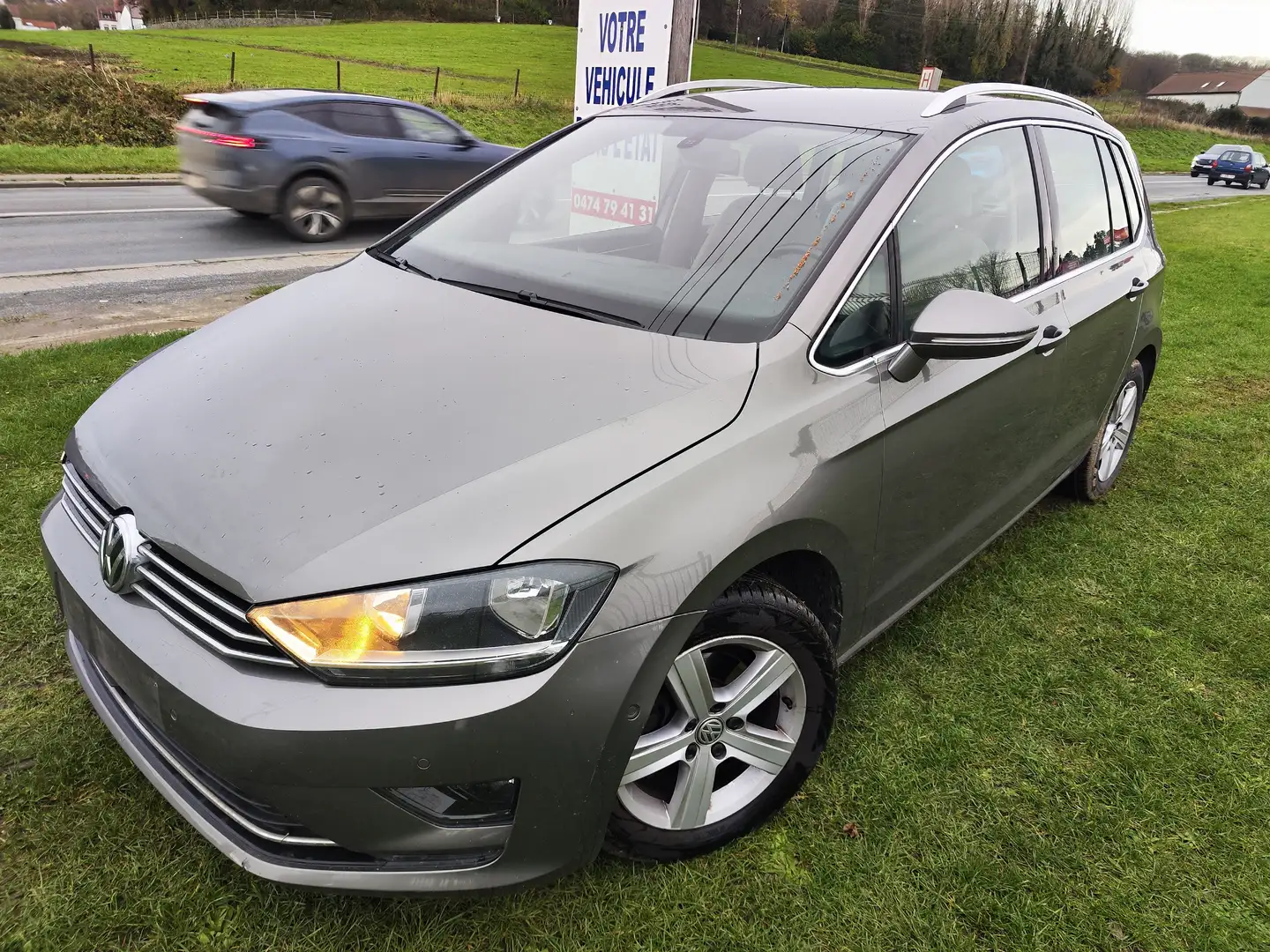 Volkswagen Golf Sportsvan Golf Sportsvan 1.6 TDI BlueMotion Technology Gris - 1