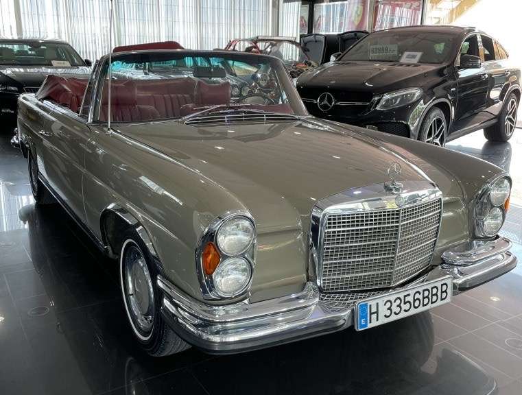 Mercedes-Benz 280 SE Cabrio (111) - foto 1