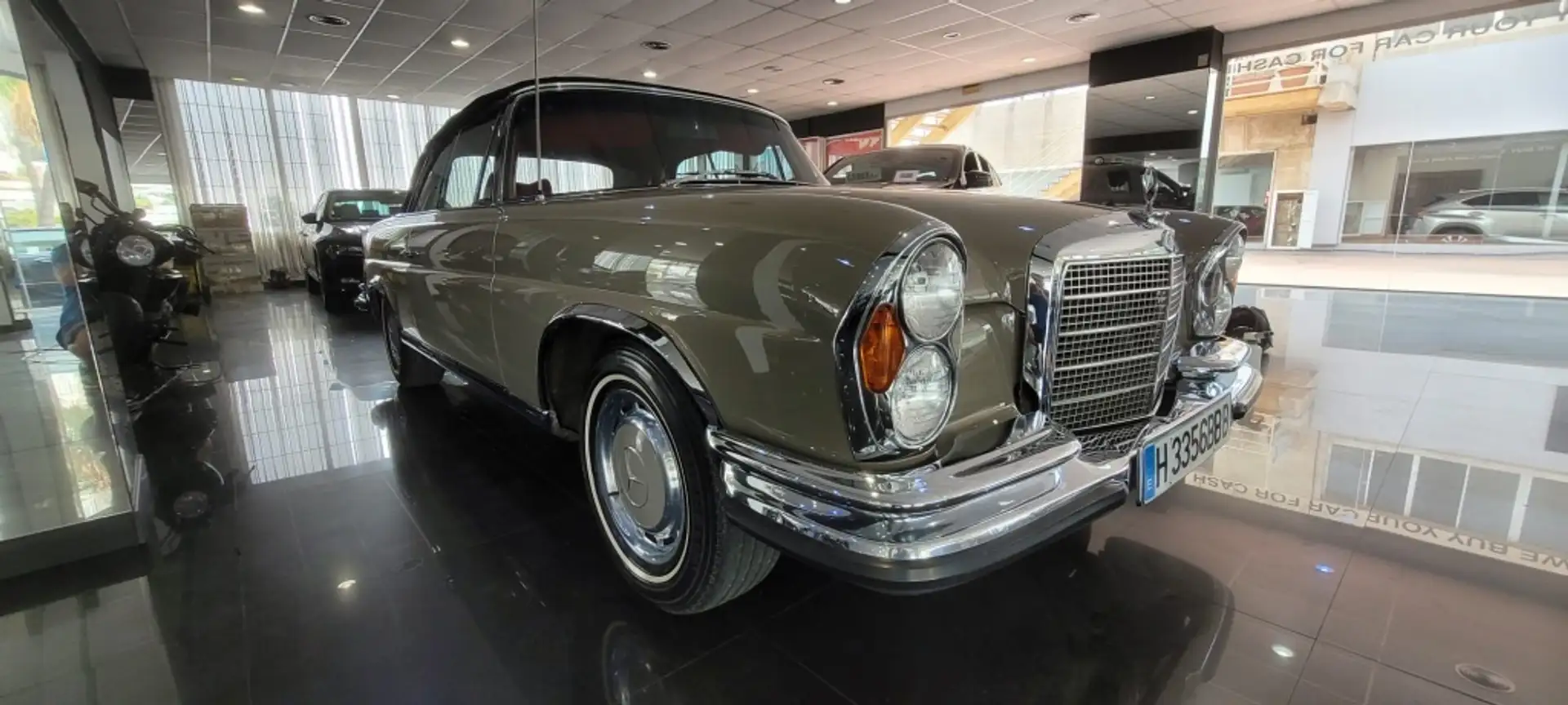 Mercedes-Benz 280 SE Cabrio (111) Grau - 2