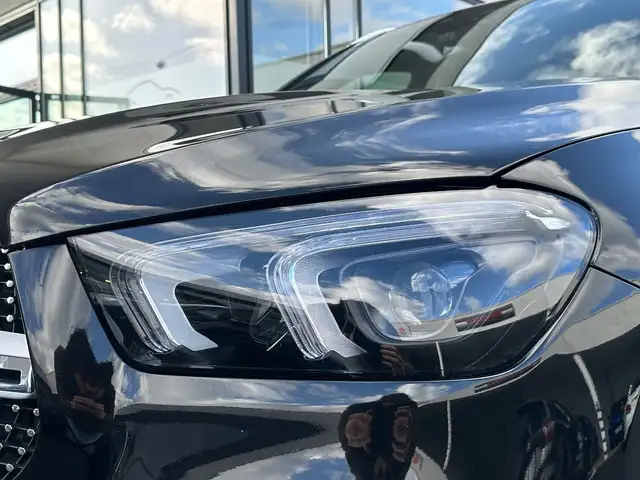 Mercedes-Benz Gle Class view 11