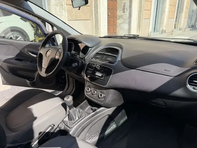 Fiat Punto view 10