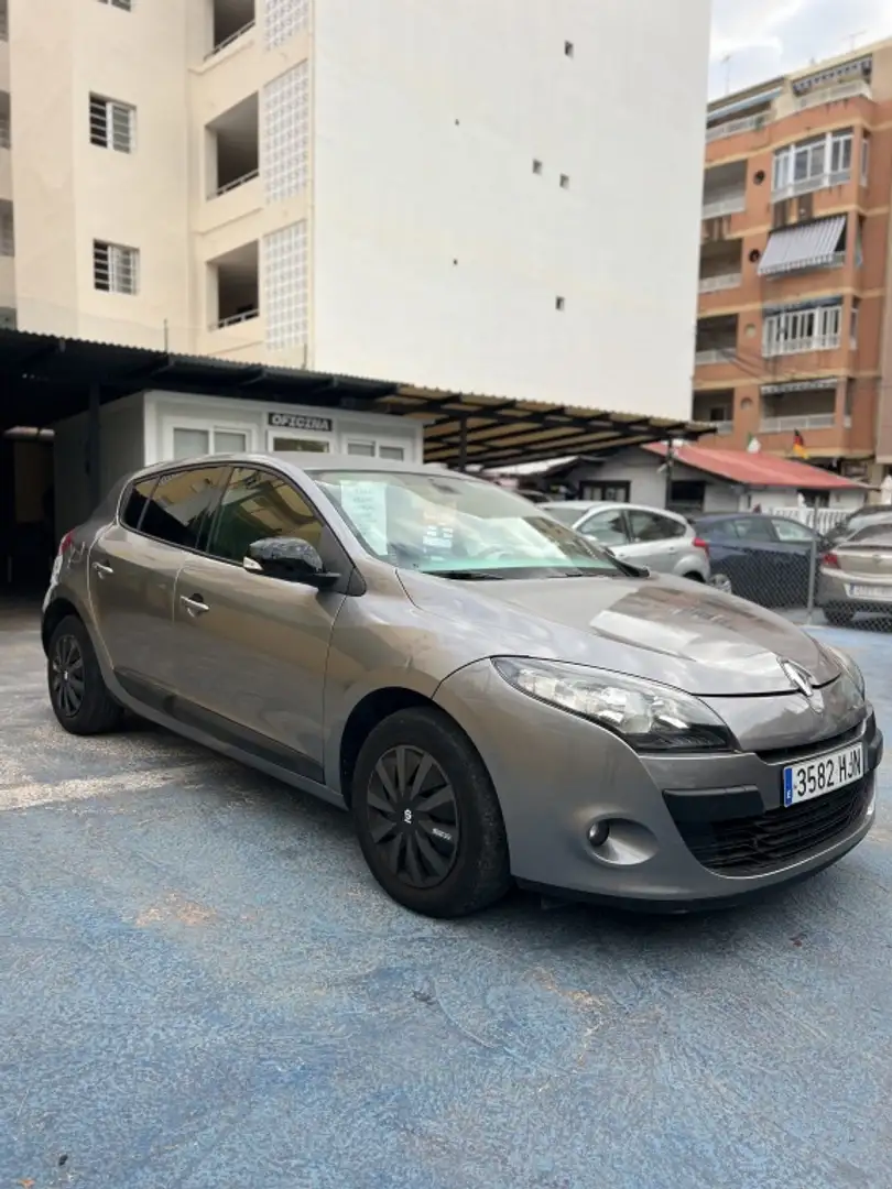 Renault Megane 1.4 TCE Dynamique Gris - 2