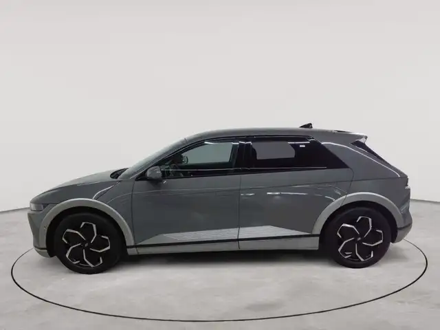 Hyundai IONIQ view 6