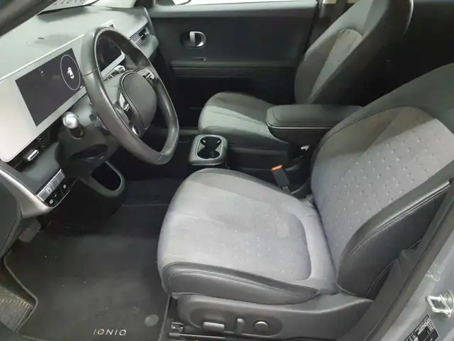 Hyundai IONIQ view 8