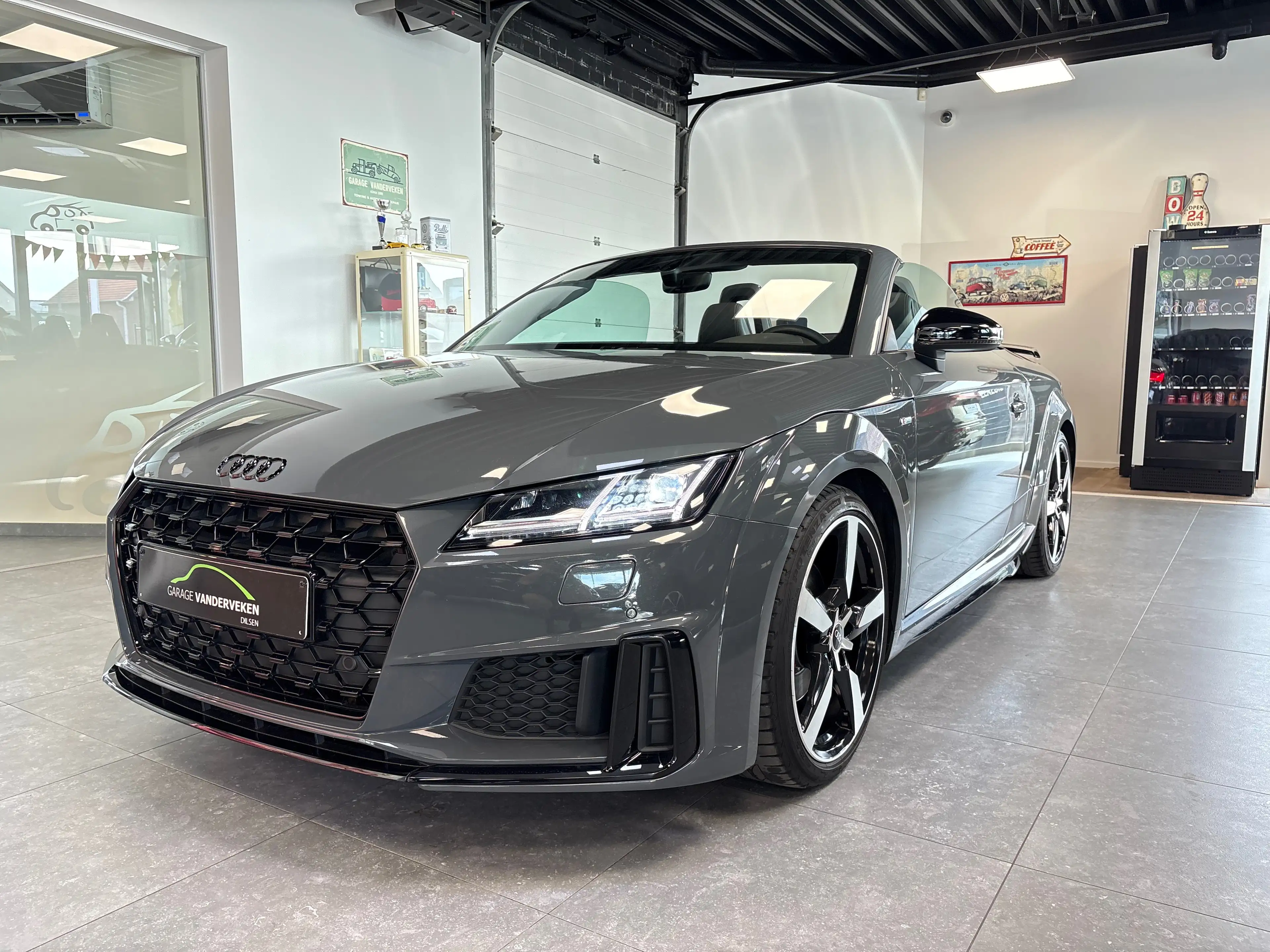 Audi TT TT Roadster 40 TFSI Competition S tronic (EU6AP) — photo 3