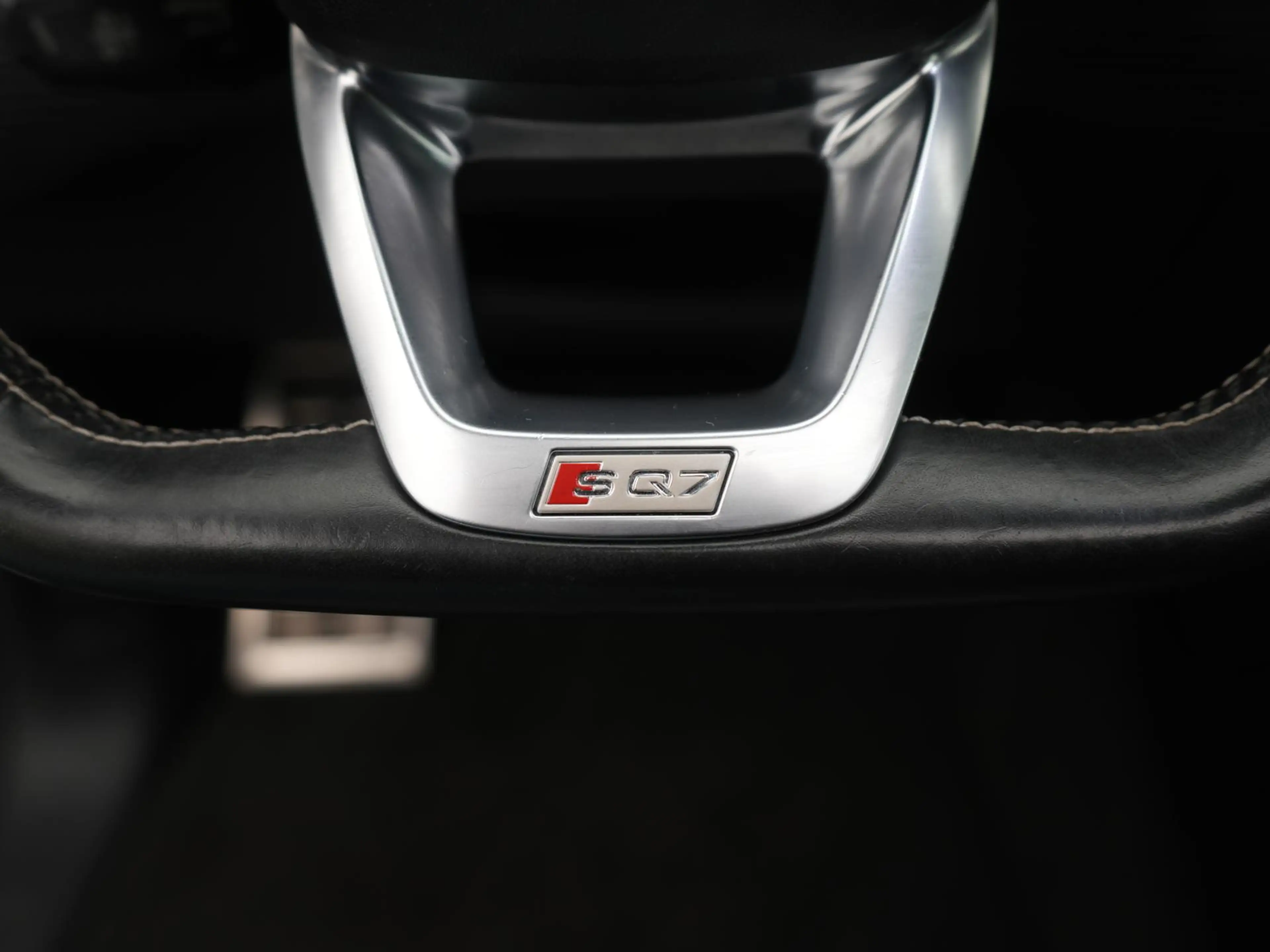 Audi SQ7 quattro,7P,MATRIX,HUD,BOSE,PANO,AHK,360,LUFT — photo 15
