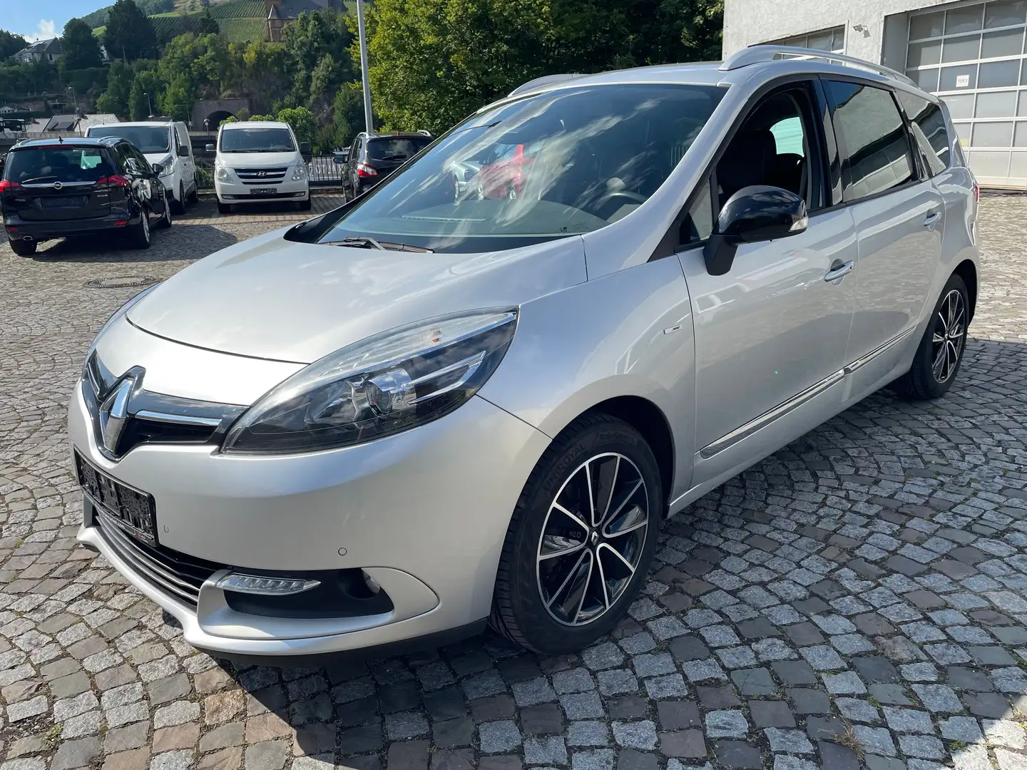 Renault Scenic Grand 1.6 dCi BOSE Edition* 7 Sitzer Silber - 1