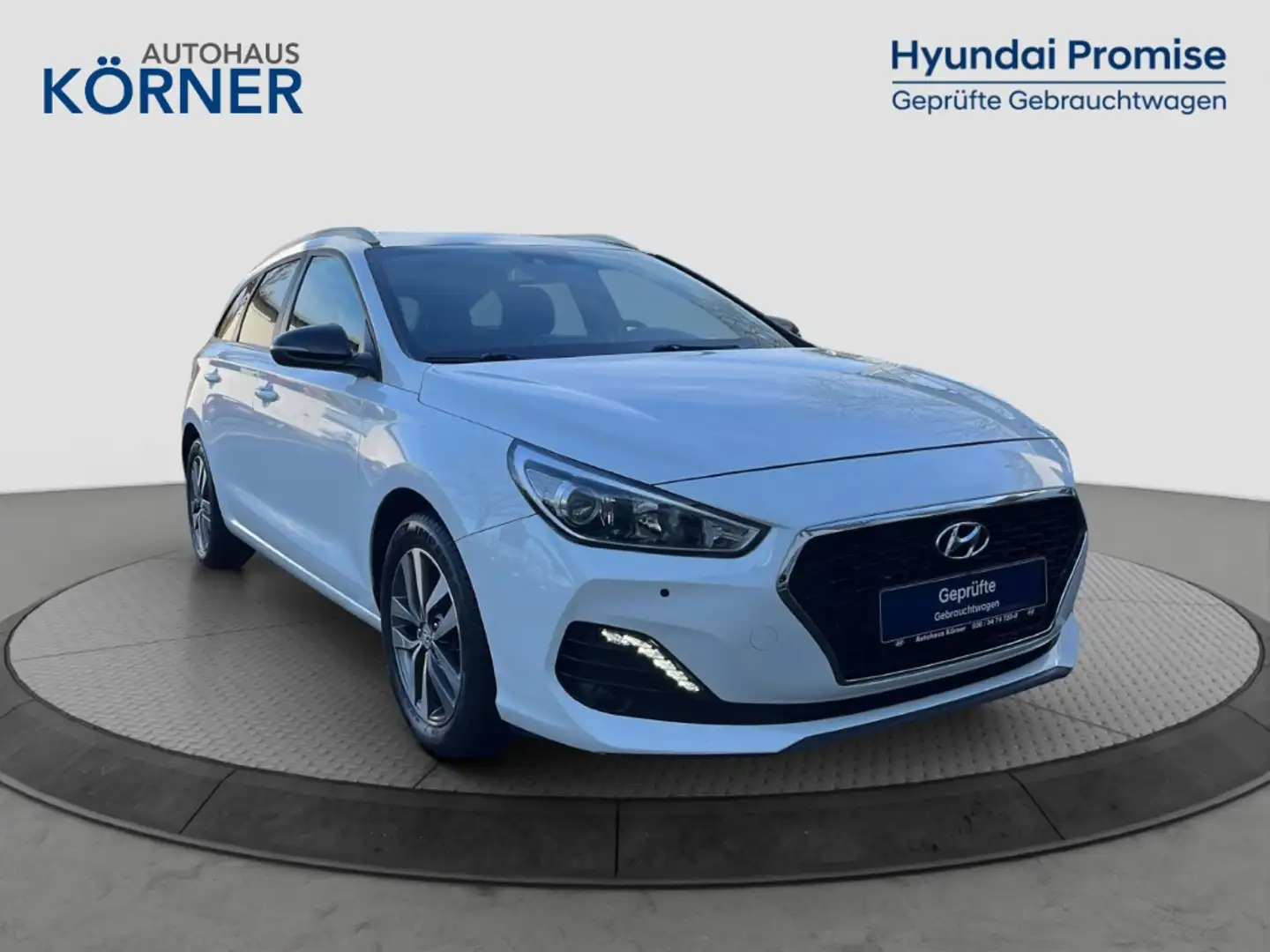 Hyundai i30 cw YES! 1.4 T-GDi *NAVI*KLIMA*DAB*SITZHZG* Blanc - 1