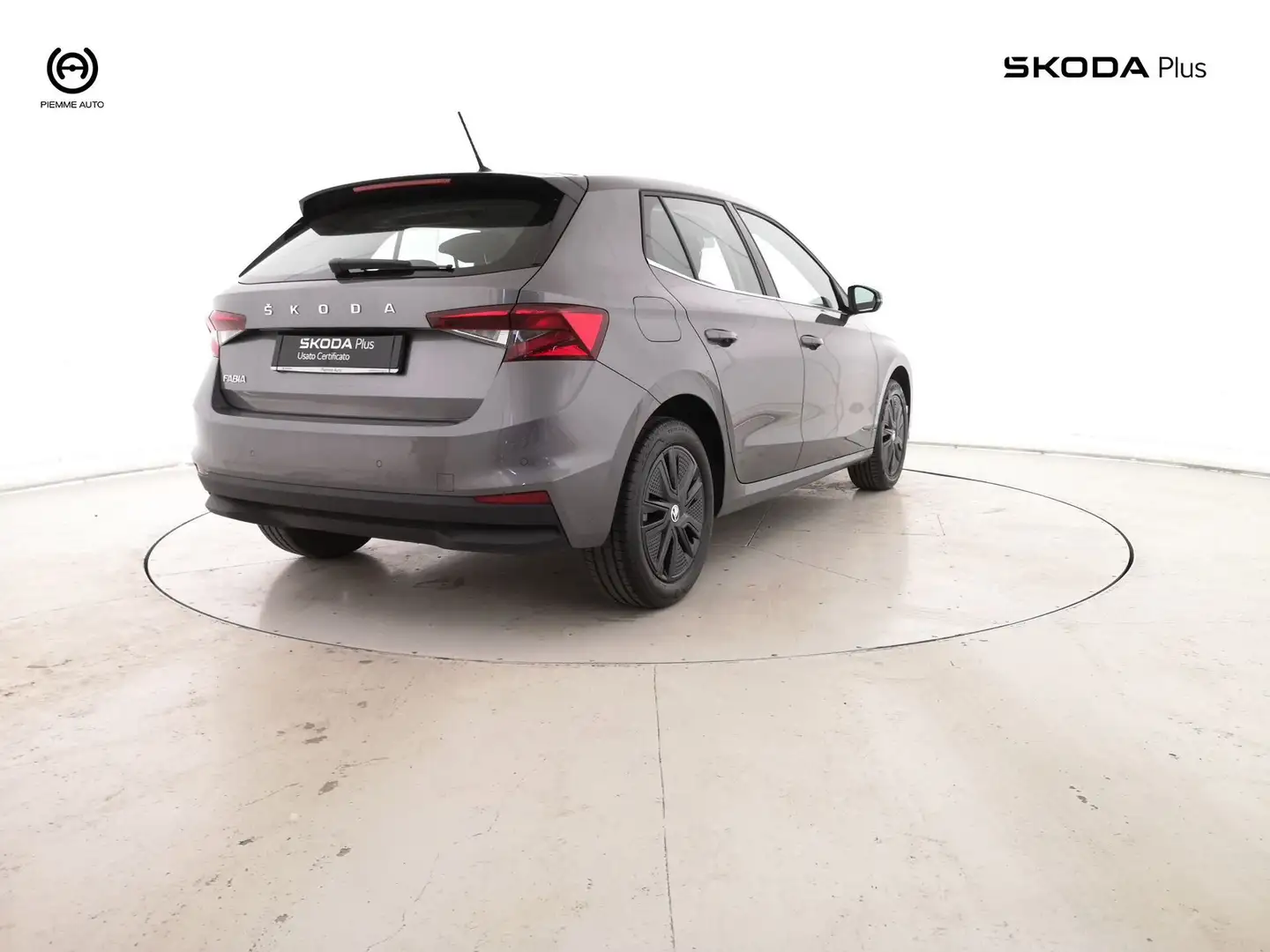 Skoda Fabia 1.0 MPI EVO 80 CV Style Gris - 2