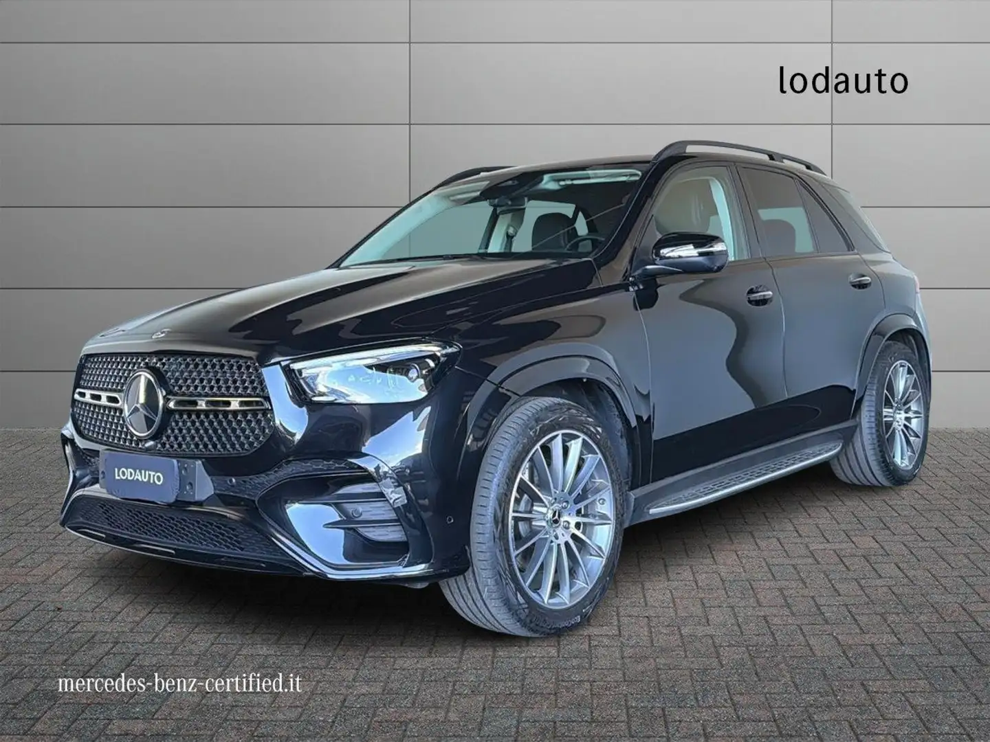 Mercedes-Benz GLE 300 GLE 300 d 4Matic Mild Hybrid AMG Line Advanced Pl Noir - 1