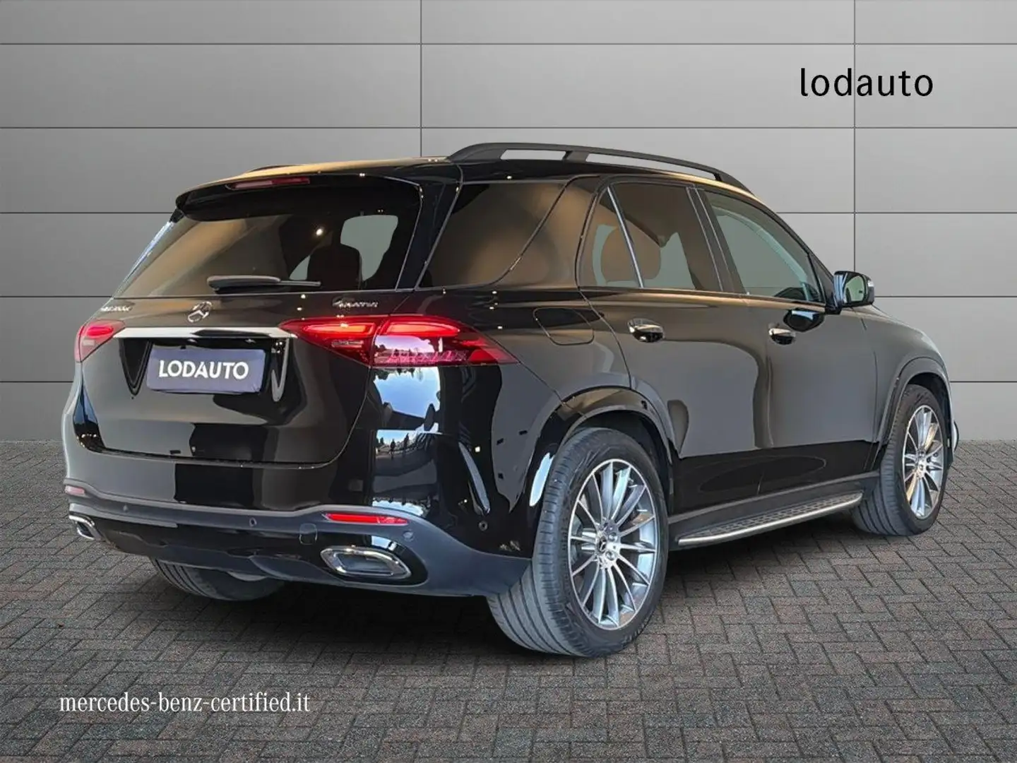 Mercedes-Benz GLE 300 GLE 300 d 4Matic Mild Hybrid AMG Line Advanced Pl Noir - 2